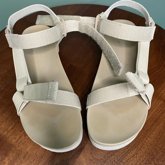 Reef Women's Cushion Rem Hi Tan Sandals - Picture 7 of 8